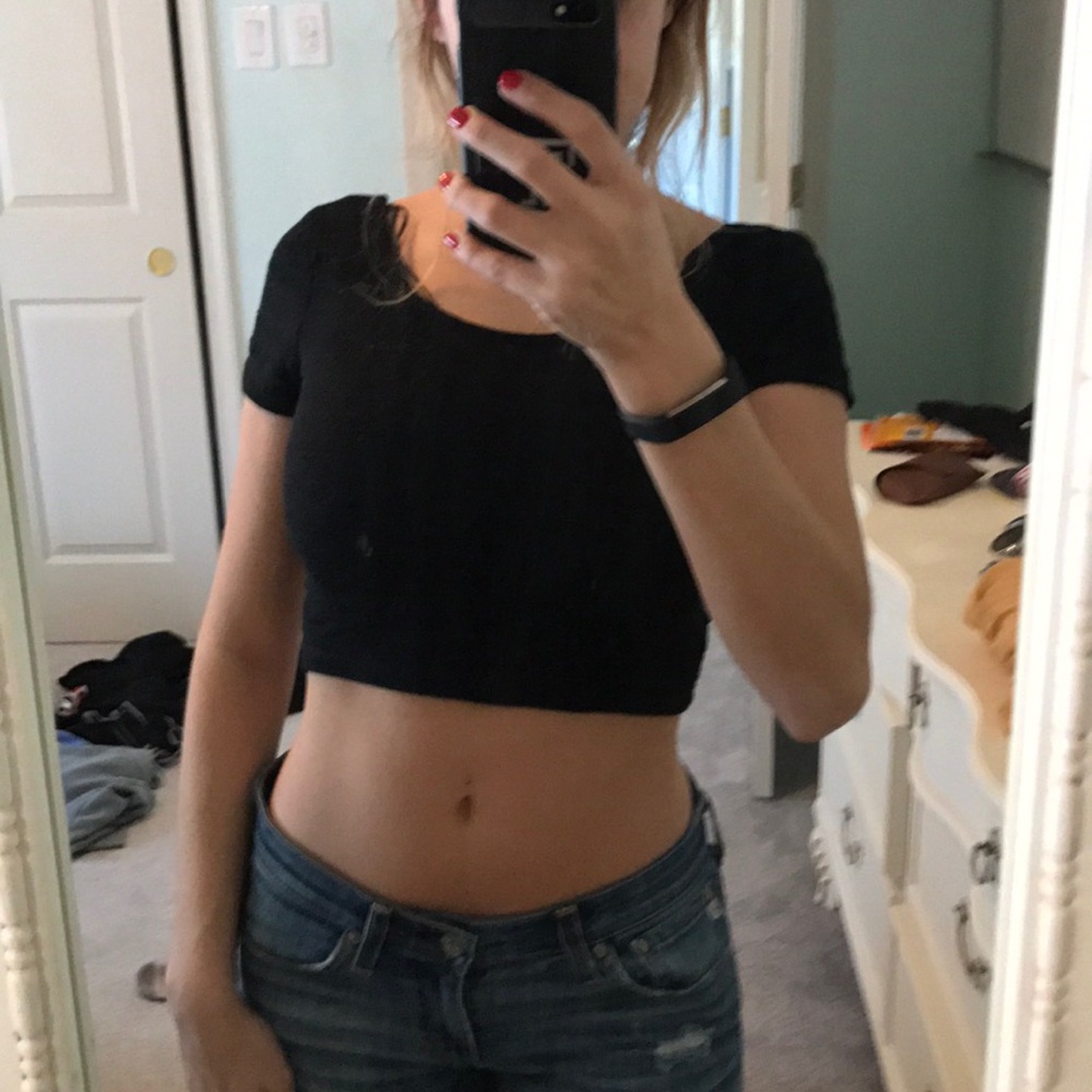 Aero Black Crop top
